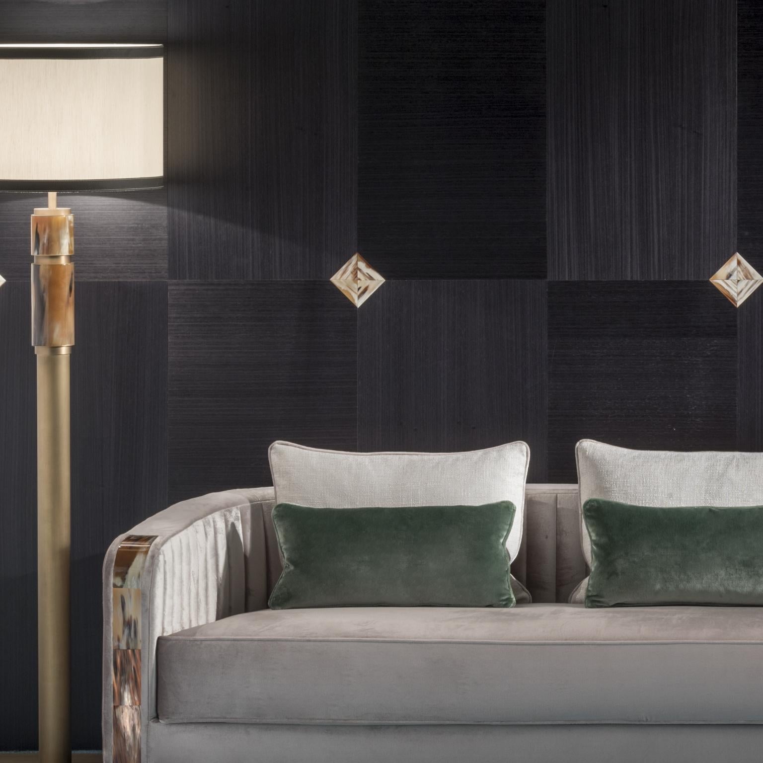 https://a.1stdibscdn.com/afrodite-sofa-upholstered-in-belsuede-fabric-with-armrests-in-horn-mod-7040b-for-sale-picture-4/f_50102/f_175241611579012677163/mod_0009_7040_master.jpg