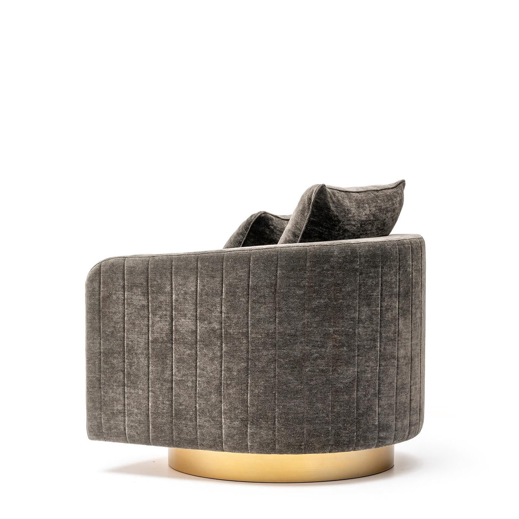 https://a.1stdibscdn.com/afrodite-armchair-in-cortina-fabric-with-armrests-in-horn-mod-7044b-for-sale-picture-3/f_50102/f_172577911578583870278/mod_7044B_C_master.jpg