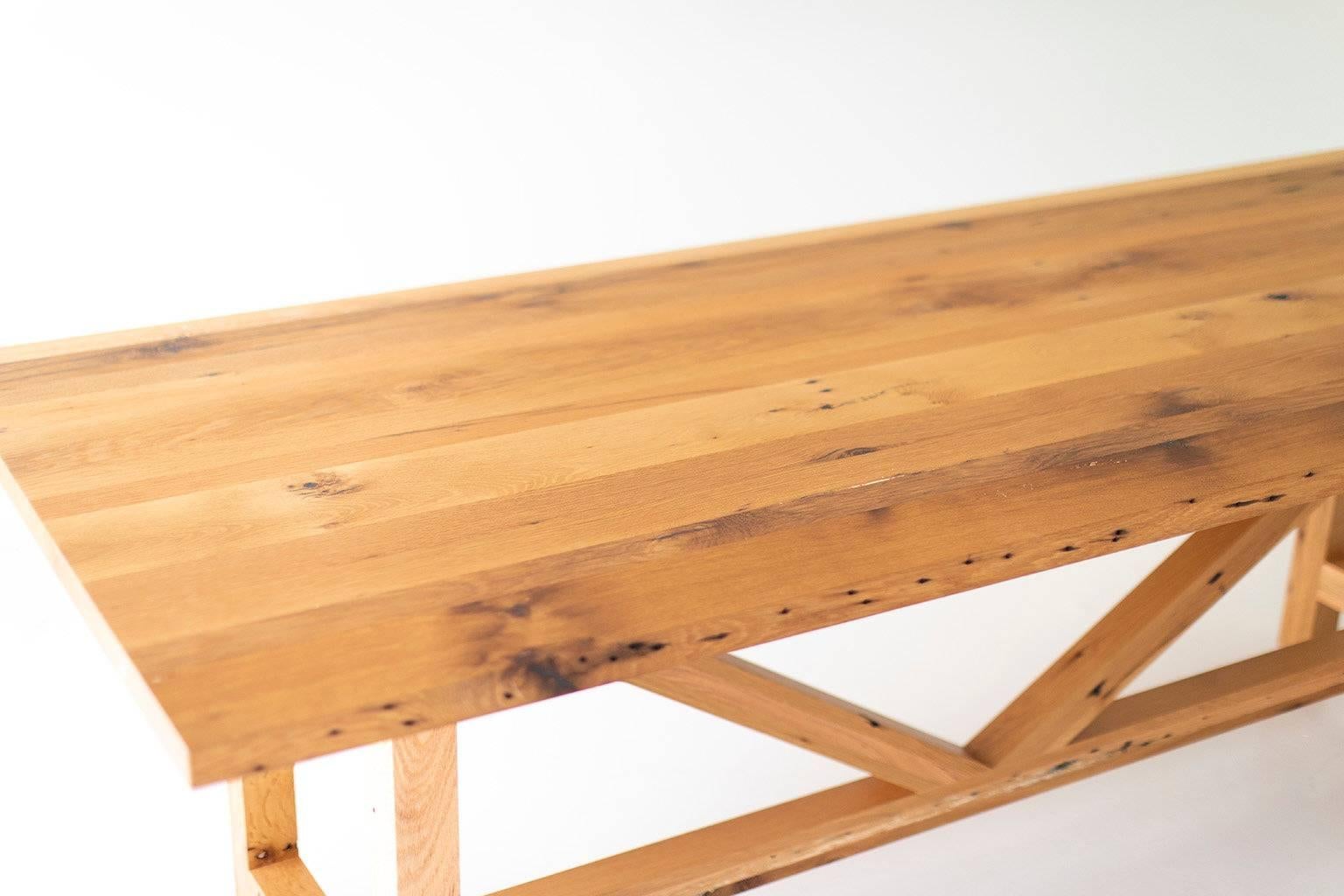 https://a.1stdibscdn.com/modern-farmhouse-dining-table-for-sale-picture-5/f_9720/1529431301428/modern_farmhouse_dining_table_05_master.jpg