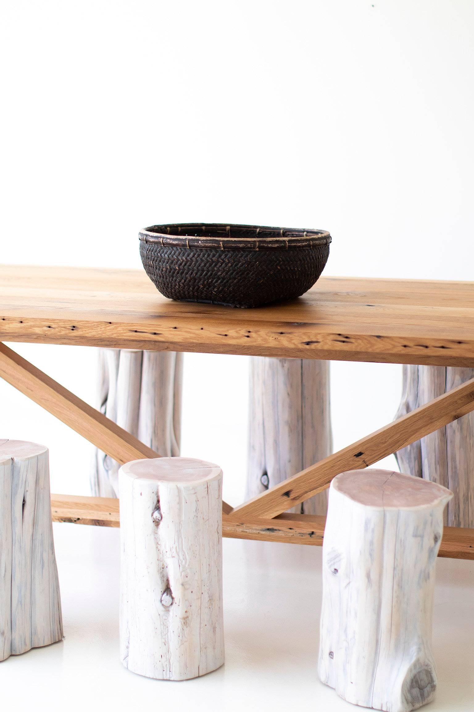 https://a.1stdibscdn.com/modern-farmhouse-dining-table-for-sale-picture-7/f_9720/1529431303130/modern_farmhouse_dining_table_07_master.jpg