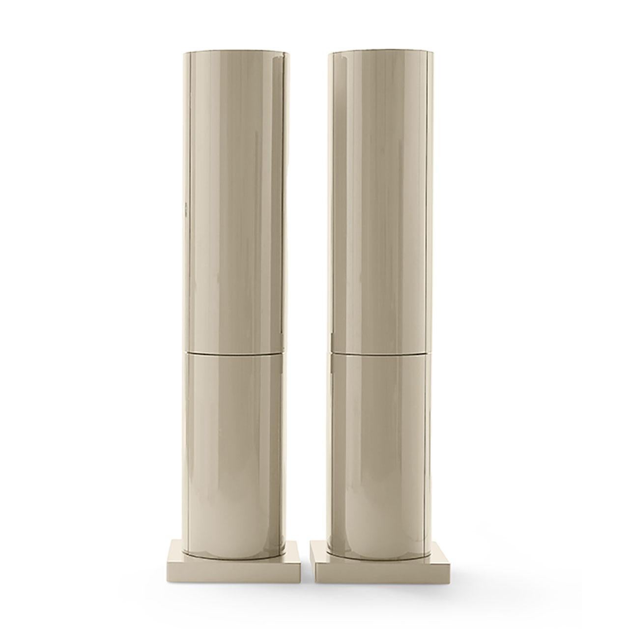 https://a.1stdibscdn.com/storage-unit-coloumn-mogg-la-dori-glossy-lacquered-for-sale-picture-7/f_105752/f_480495121766087599096/mogg_storage_la_dori_02_1_master.jpg
