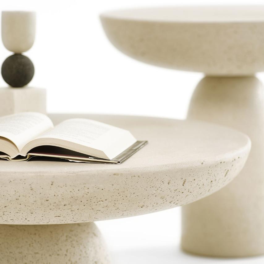 https://a.1stdibscdn.com/coffee-table-mogg-olo-70-ivory-concrete-design-antonio-facco-for-sale-picture-2/f_105752/f_469242521759592613400/mogg_table_OLO_02_master.jpg