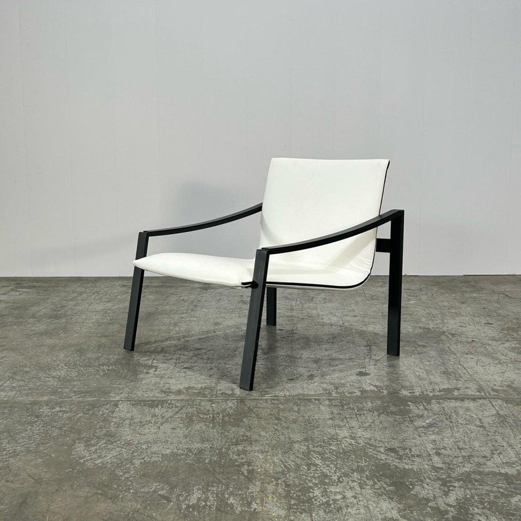 https://a.1stdibscdn.com/molteni-c-allure-armchair-by-matteo-nunziati-for-sale-picture-2/f_45102/f_449435421746802210259/moltenic_allure_armchair_by_matteo_nunziati_moltenic_143103_master.jpg