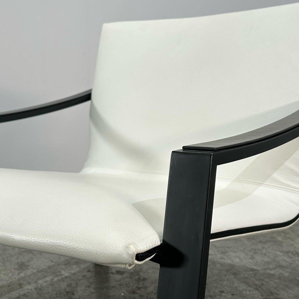 https://a.1stdibscdn.com/molteni-c-allure-armchair-by-matteo-nunziati-for-sale-picture-5/f_45102/f_449435421746802210439/moltenic_allure_armchair_by_matteo_nunziati_moltenic_554159_master.jpg