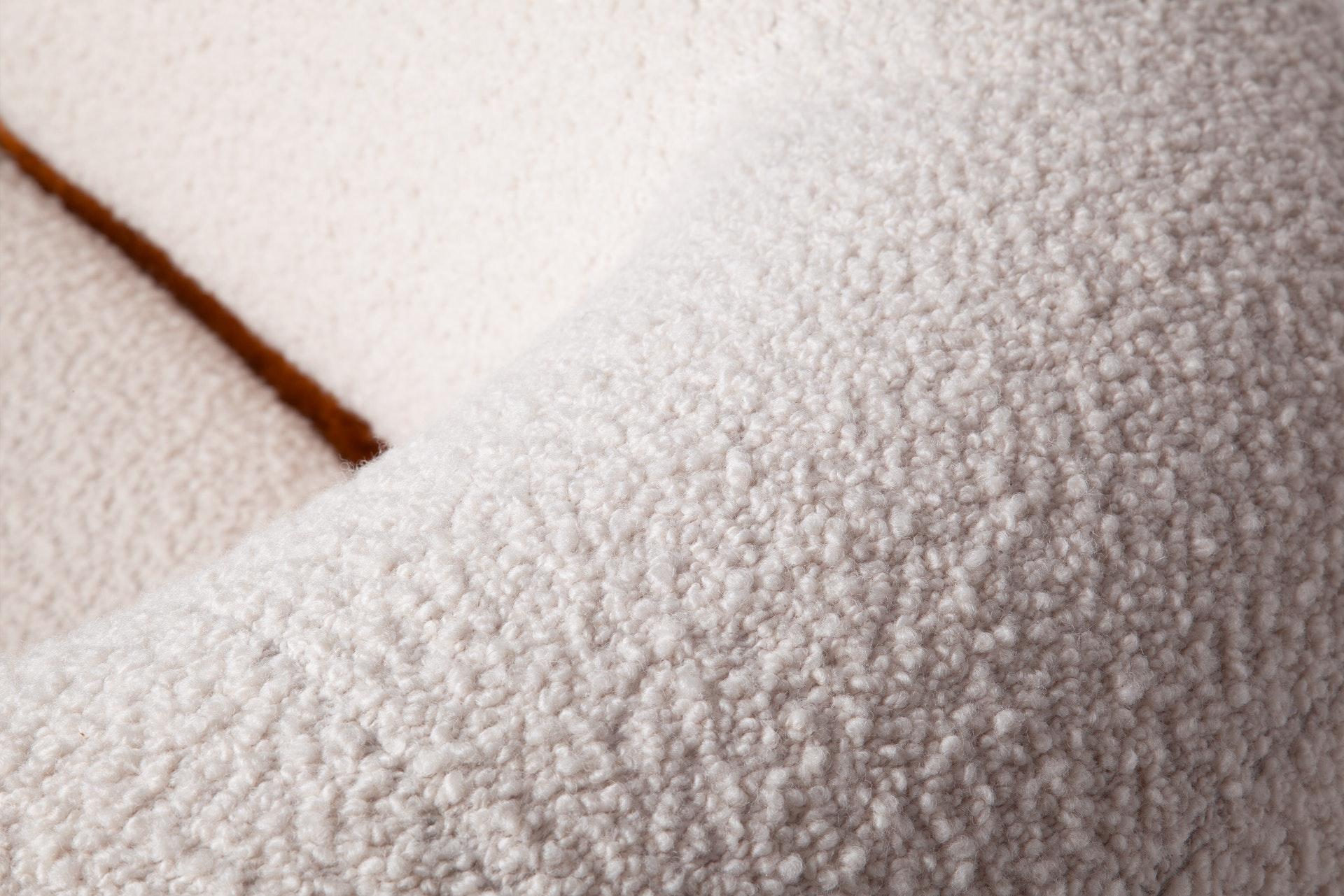 https://a.1stdibscdn.com/organic-modern-off-white-boucle-malibu-sofa-with-red-cotton-velvet-w200-for-sale-picture-4/f_54242/f_353382421689940478204/na3moe6bhvnnx0r6zqhdu_master.jpg
