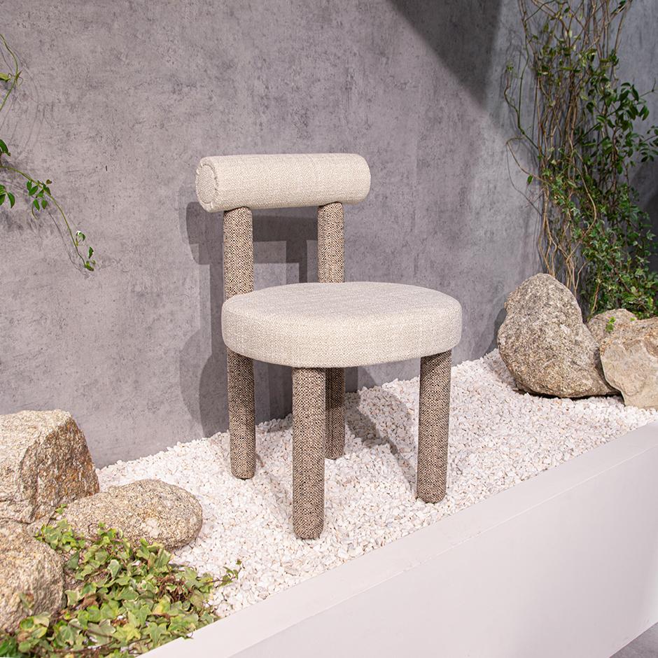 https://a.1stdibscdn.com/fully-upholstered-contemporary-dining-chair-available-in-customers-own-material-for-sale-picture-6/f_27693/f_377780521704338171693/nara_5_1__master.jpg