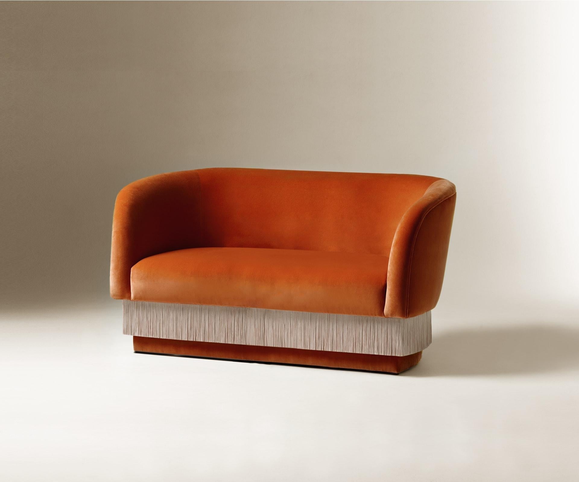 https://a.1stdibscdn.com/sofa-settee-with-soft-terracotta-velvet-and-silk-fringes-la-folie-180cm-for-sale-picture-2/f_54242/f_215057521605892408627/ndpoakbyygnrsl0ezh41g_master.jpg