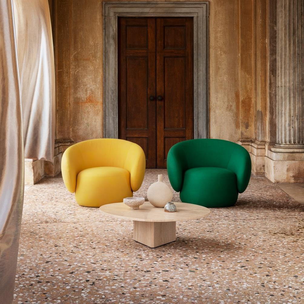 https://a.1stdibscdn.com/contemporary-fully-upholstered-lounge-chair-with-a-plump-and-curvaceous-seat-for-sale-picture-6/f_27693/f_434404021738519228001/nebulona_1308842501171251_master.jpg
