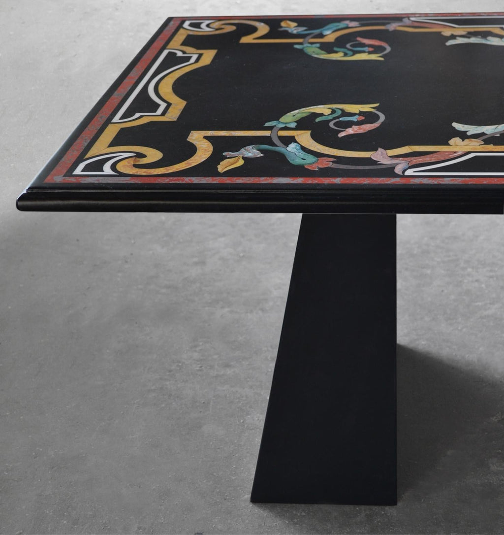 https://a.1stdibscdn.com/tavolino-salotto-marmo-nero-intarsiato-basi-legno-laccato-fatto-a-mano-italia-for-sale-picture-5/f_39183/f_422596021731322590884/nero_120x70_h40_4_master.jpg