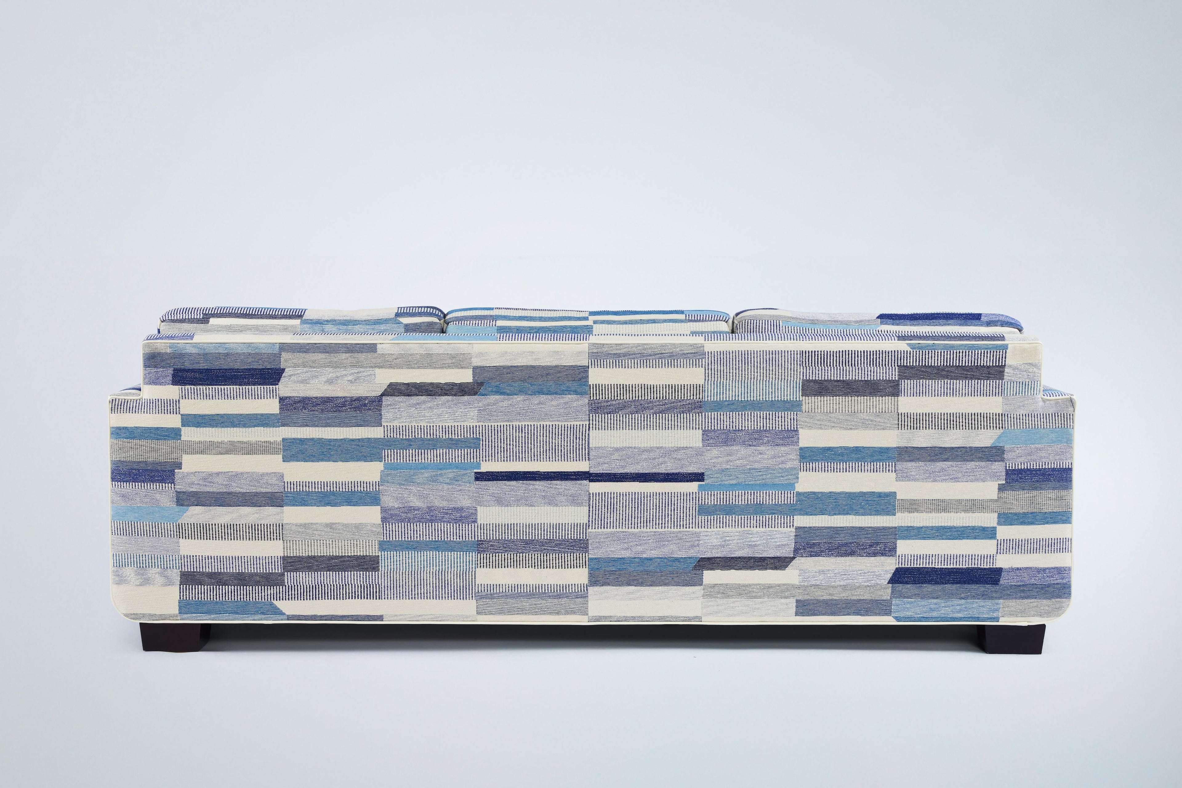 https://a.1stdibscdn.com/modern-harrison-tufted-84-sofa-with-curved-frame-detail-by-martin-brockett-for-sale-picture-3/f_50711/f_411704121724370908731/new_upholstery_edited_20_master.jpg