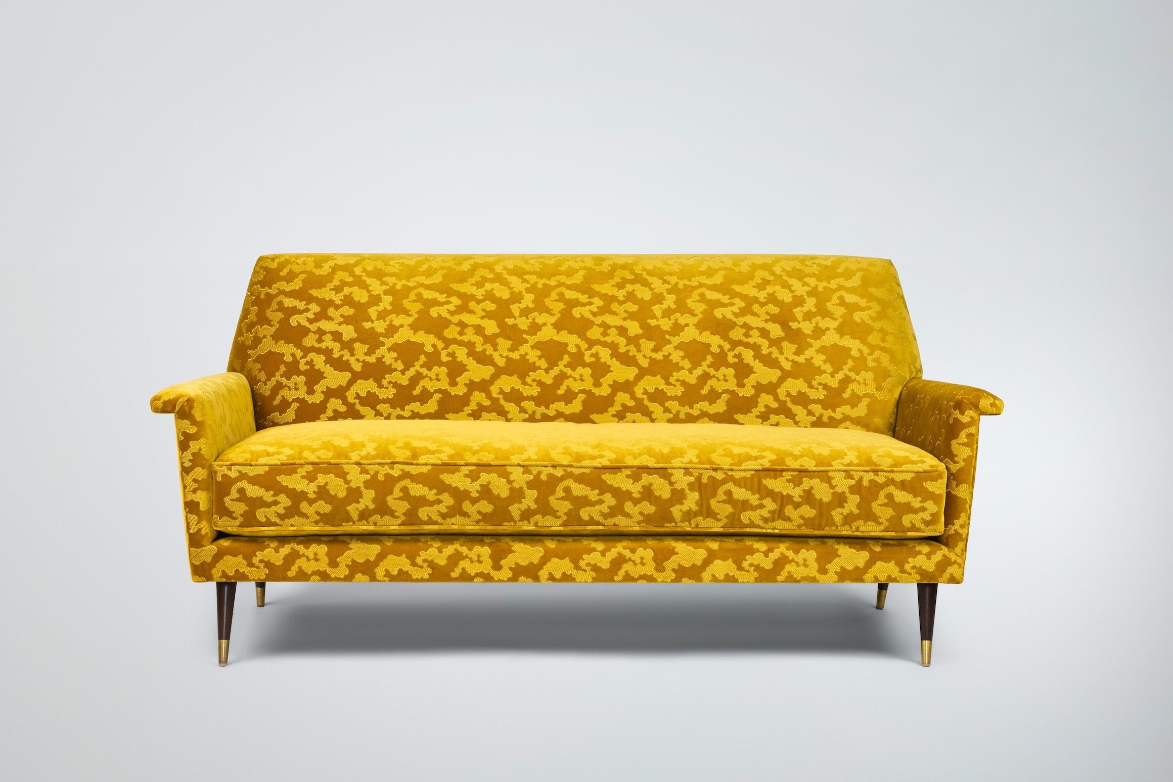 https://a.1stdibscdn.com/mid-century-modern-style-italian-jolly-loveseat-by-martin-and-brockett-for-sale-picture-2/f_50711/f_412340921724798790169/new_upholstery_edited_28_master.jpg