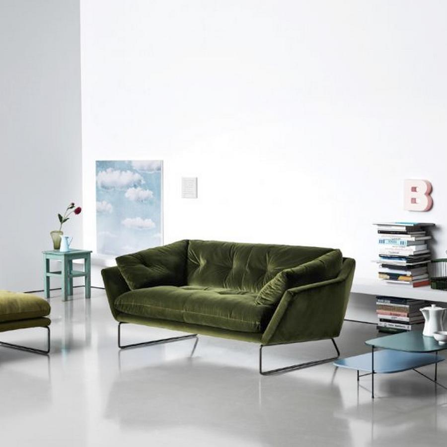 https://a.1stdibscdn.com/new-york-loveseat-sofa-designed-by-sergio-bicego-for-sale-picture-3/f_49571/f_187262221586979604138/new_york_2_master.jpg