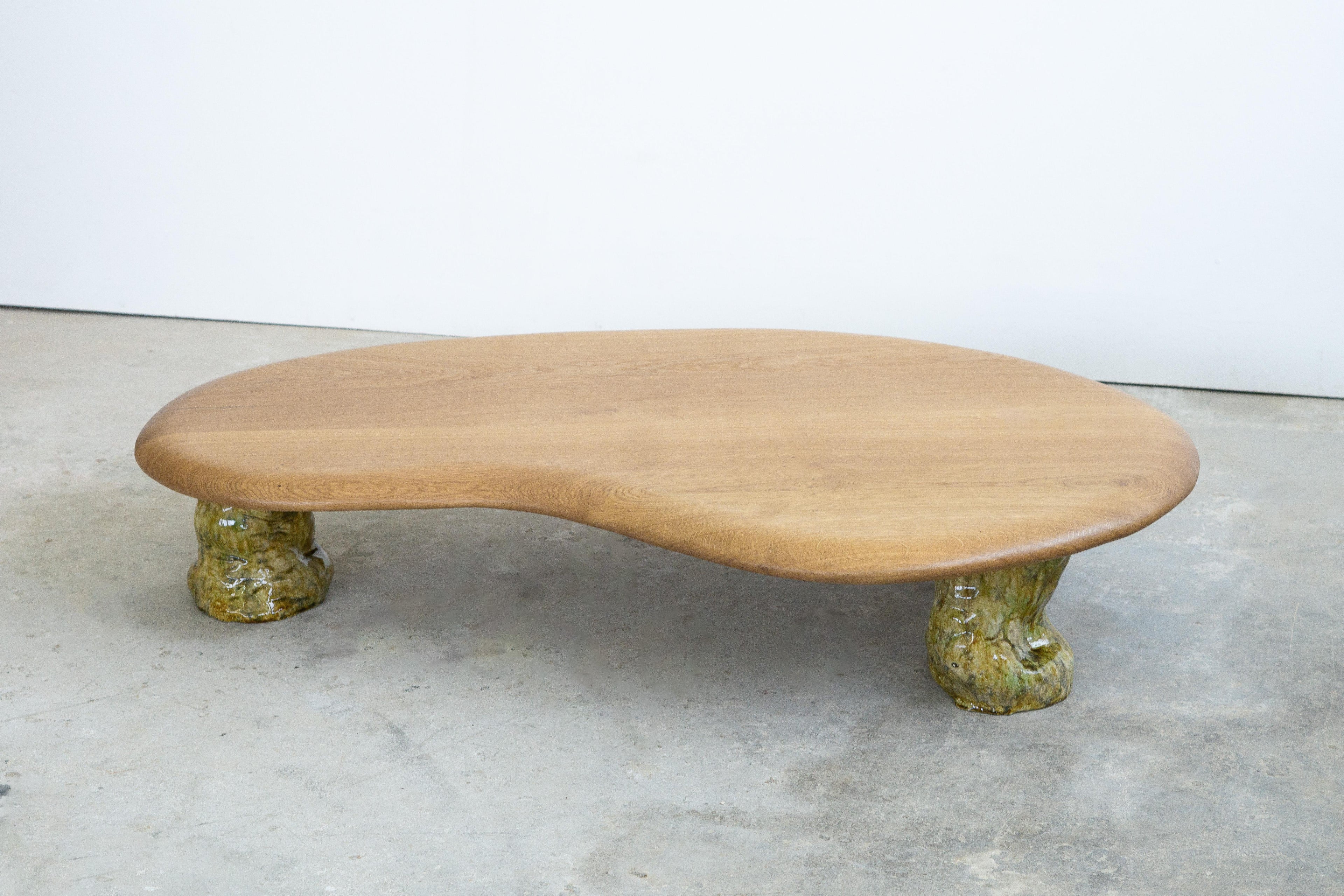 https://a.1stdibscdn.com/sculptural-coffee-table-white-oak-glazed-ceramic-for-sale-picture-5/f_90922/f_485405821769544144599/oak_ceramic_coffee_table_knysch_02_master.jpg
