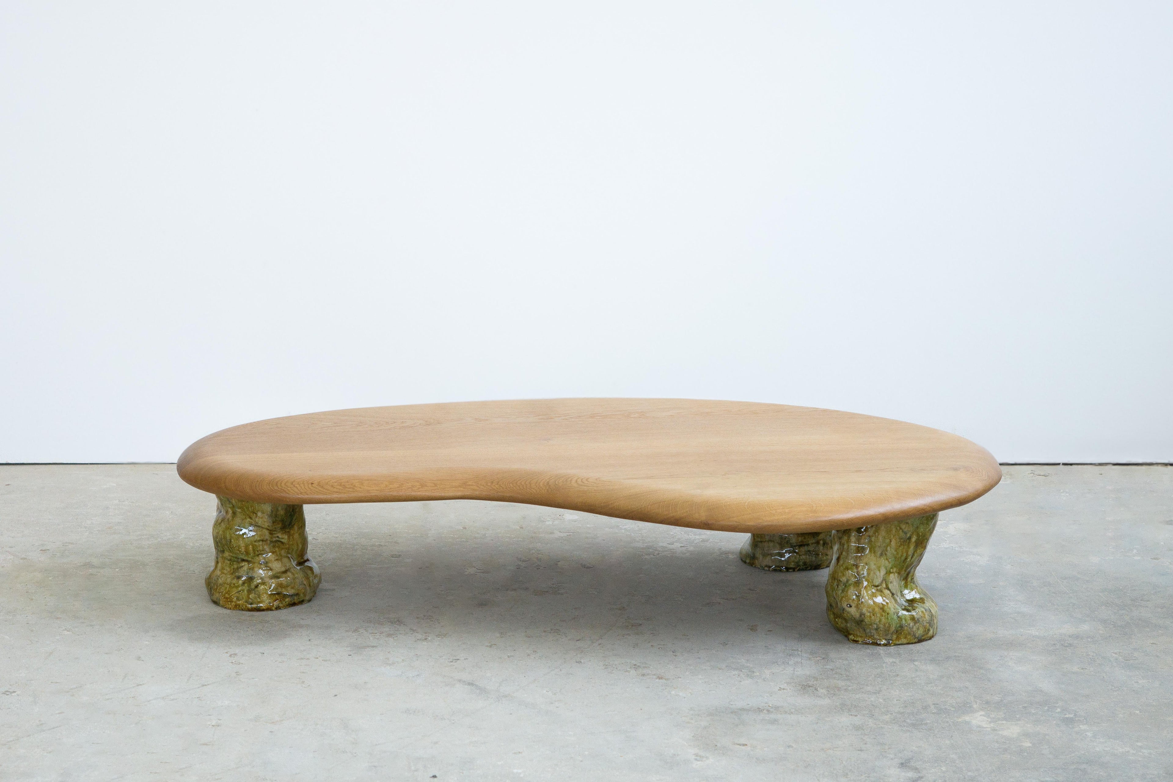 https://a.1stdibscdn.com/sculptural-coffee-table-white-oak-glazed-ceramic-for-sale-picture-6/f_90922/f_485405821769544143788/oak_ceramic_coffee_table_knysch_03_master.jpg