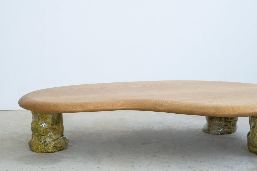 https://a.1stdibscdn.com/sculptural-coffee-table-white-oak-glazed-ceramic-for-sale-picture-14/f_90922/f_485405821769544151441/oak_ceramic_coffee_table_knysch_12_master.jpg