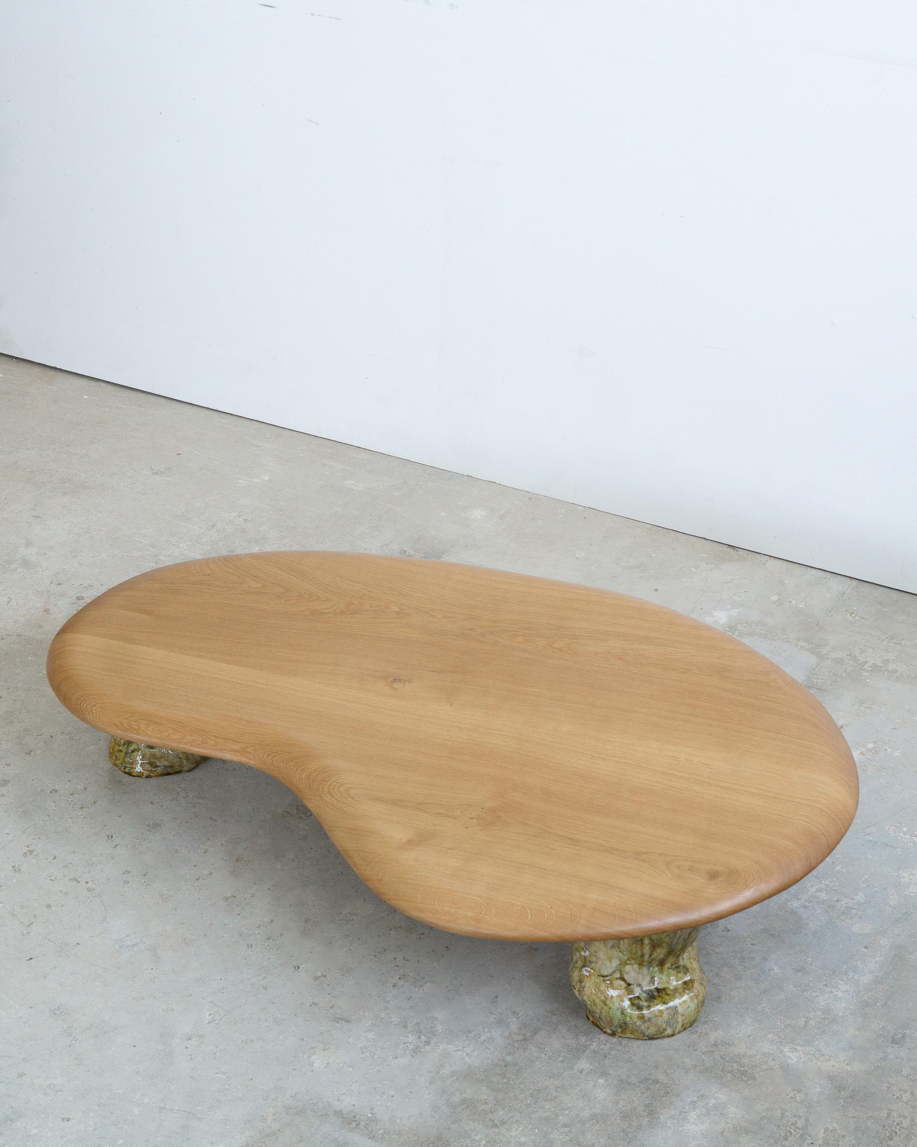 https://a.1stdibscdn.com/sculptural-coffee-table-white-oak-glazed-ceramic-for-sale-picture-4/f_90922/f_485405821769544153694/oak_ceramic_coffee_table_knysch_13_master.jpg