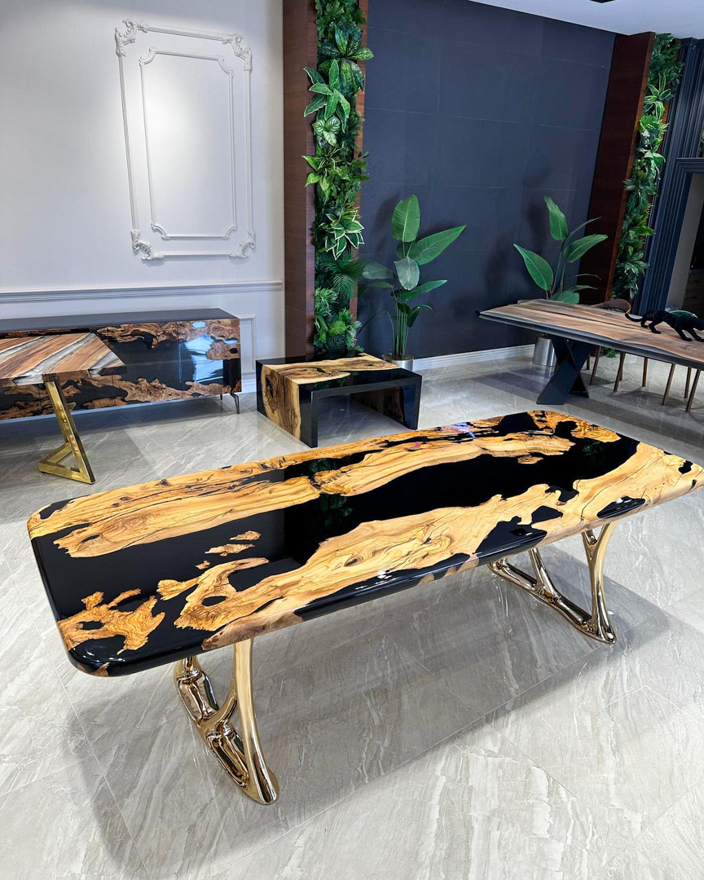 https://a.1stdibscdn.com/custom-live-edge-olive-wood-crystal-clear-epoxy-resin-dining-table-for-sale-picture-5/f_91932/f_495753821775653107863/olive_wood_epoxy_table_1_master.jpg