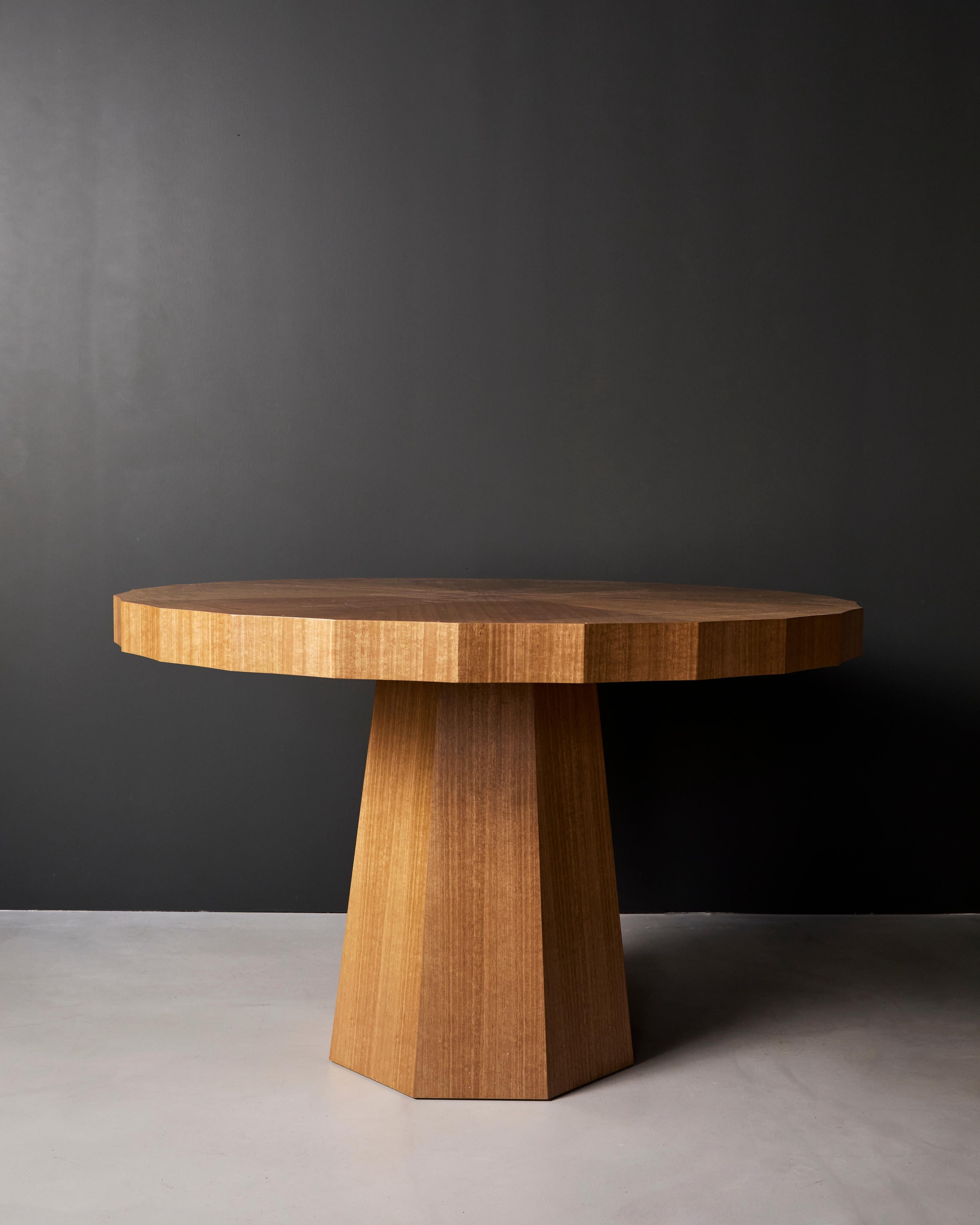 https://a.1stdibscdn.com/ondara-fluted-dining-foyer-table-by-christiane-lemieux-for-sale-picture-3/f_69542/f_481553821777554936960/ondara_dining_1_copy_master.jpg