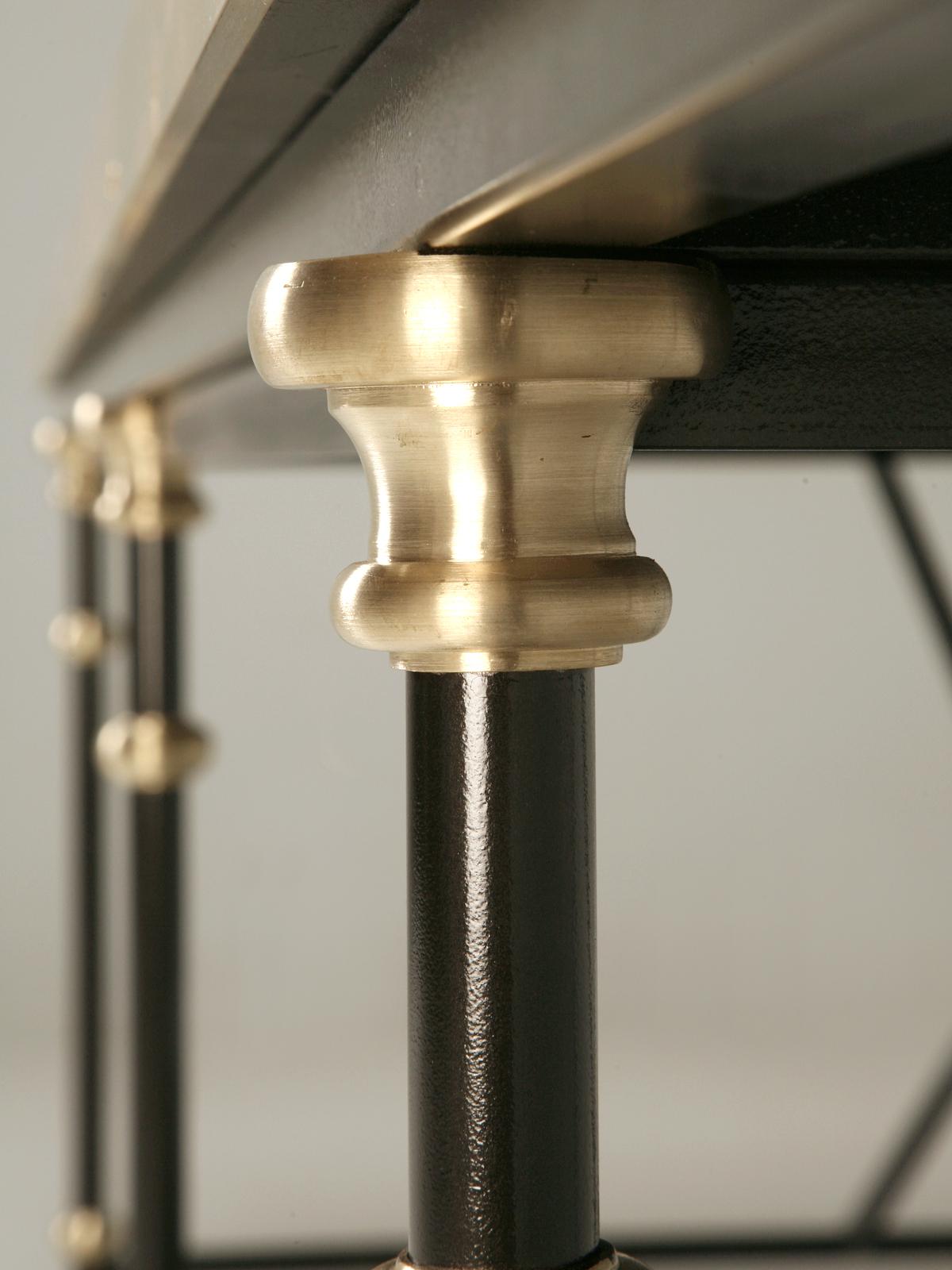 https://a.1stdibscdn.com/industrial-style-dining-table-for-sale-picture-9/f_8243/f_37367621600107932581/opc47a_10_master.jpg