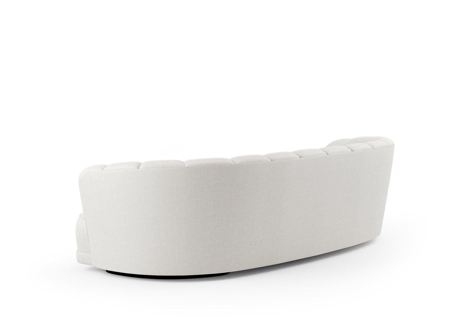 https://a.1stdibscdn.com/1950s-style-sofa-made-to-order-in-customers-own-material-com-for-sale-picture-5/f_27693/f_378493321704756570289/oscar_larforma_03_master.jpg