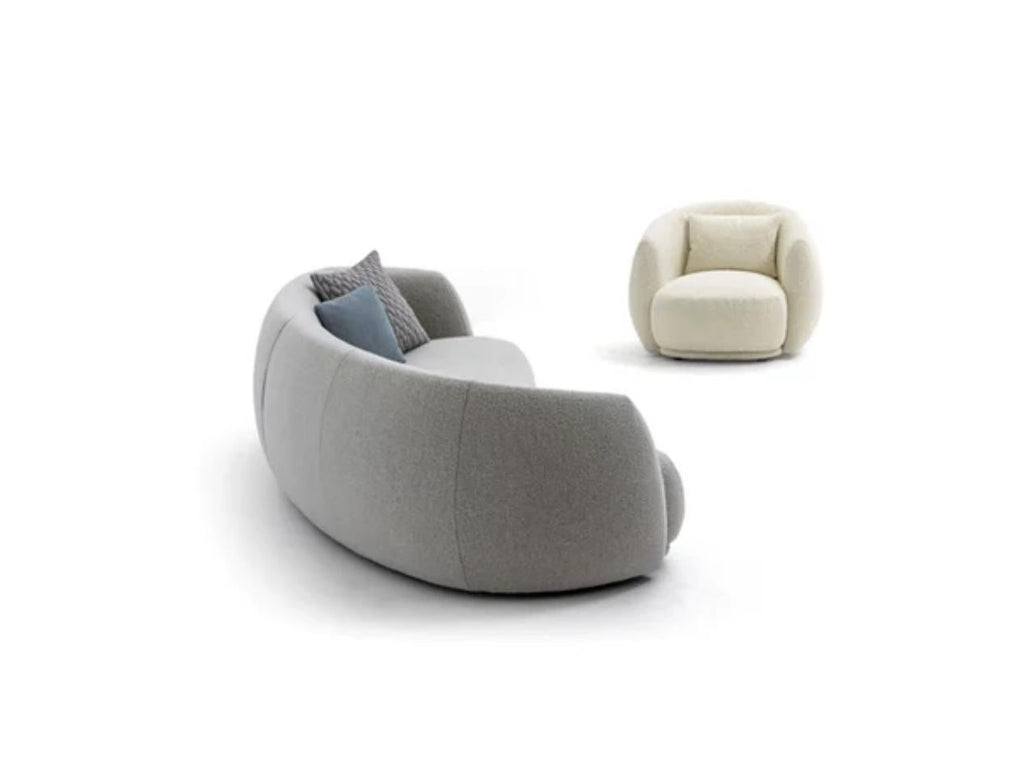 https://a.1stdibscdn.com/moroso-pacific-3-seater-sofa-in-white-sand-by-patricia-urquiola-for-sale-picture-2/f_16392/f_466950721758119459952/pacific_collection_master.jpg