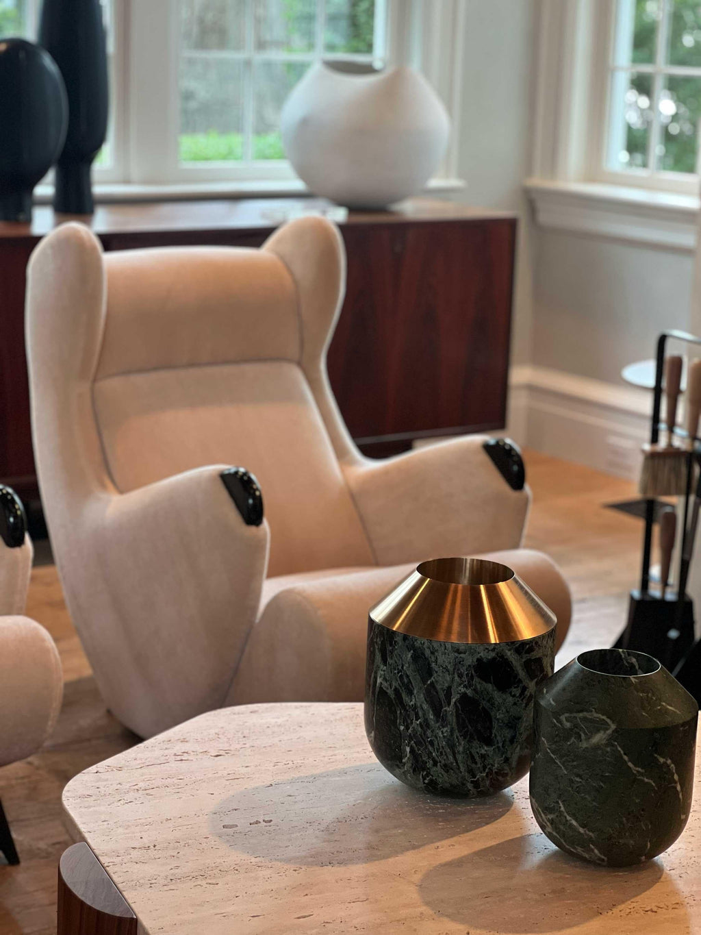 https://a.1stdibscdn.com/pair-of-cadillac-chairs-in-chenille-by-pierre-augustin-rose-for-sale-picture-3/f_9409/f_448019621745876141886/pair_of_cadillac_chairs_in_chenille_by_pierre_augustin_rose_monc_xiii_3_master.jpg