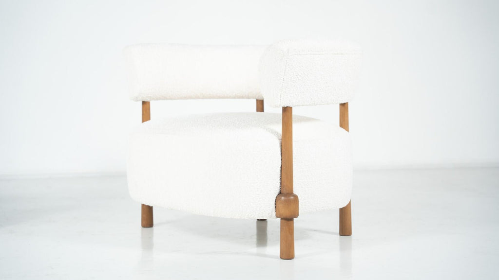 https://a.1stdibscdn.com/pair-of-contemporary-italian-armchairs-italy-for-sale-picture-10/f_22653/f_487431521770726749795/pair_of_contemporary_italian_armchairs_italy_34425190_en_max_master.jpg