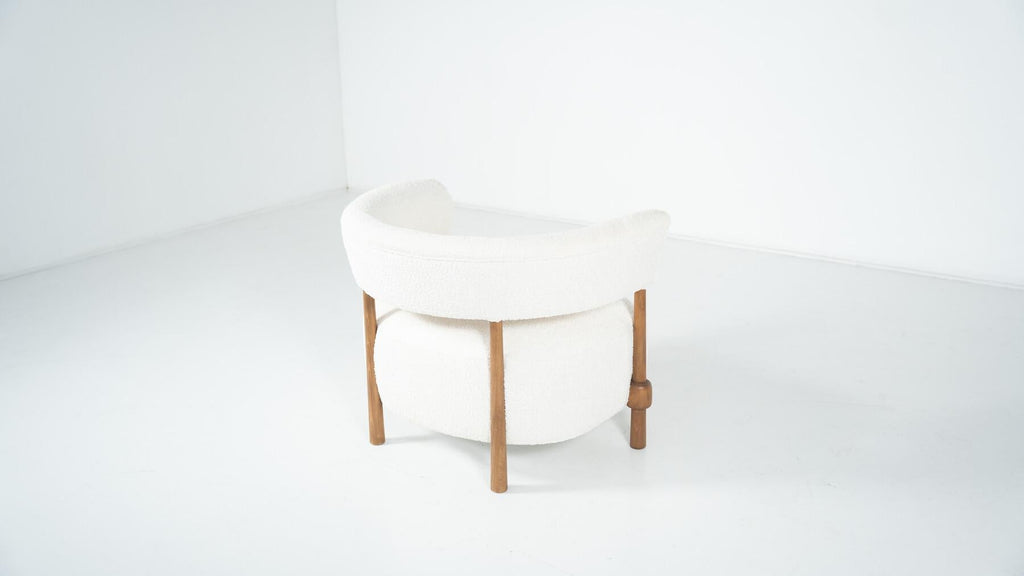 https://a.1stdibscdn.com/pair-of-contemporary-italian-armchairs-italy-for-sale-picture-5/f_22653/f_487431521770726685670/pair_of_contemporary_italian_armchairs_italy_34425206_en_max_master.jpg