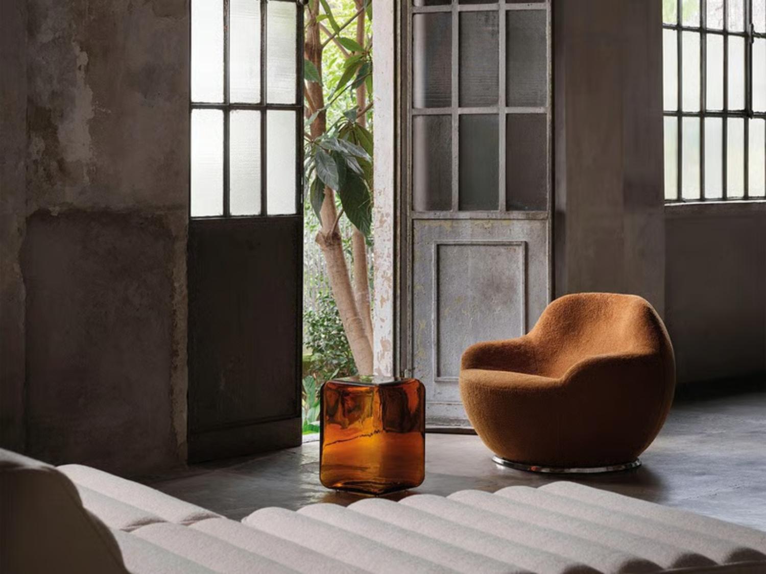 https://a.1stdibscdn.com/acerbis-palla-armchair-by-philippe-malouin-for-sale-picture-3/f_16392/f_452413721748607934285/palla_armchair_acerbis_living_master.jpg