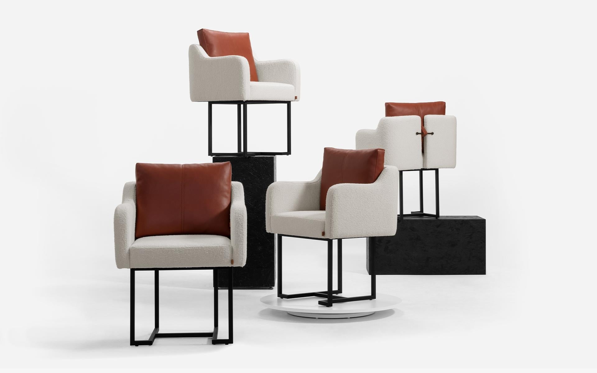 https://a.1stdibscdn.com/papillonne-chair-with-metal-leg-for-sale-picture-3/f_62262/f_436653121739803403687/papillonne_sandalye_bej_buklet_kahverengi_suni_deri_satine_krom_11_master.jpg