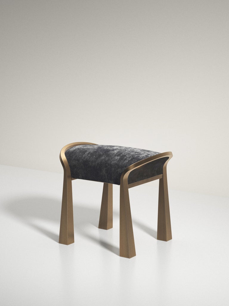 https://a.1stdibscdn.com/shagreen-inlaid-stool-with-sculptural-bronze-patina-brass-legs-by-ry-augousti-for-sale-picture-16/f_45491/f_406501421721120052866/passe_View010002_copie_master.jpg?width=768