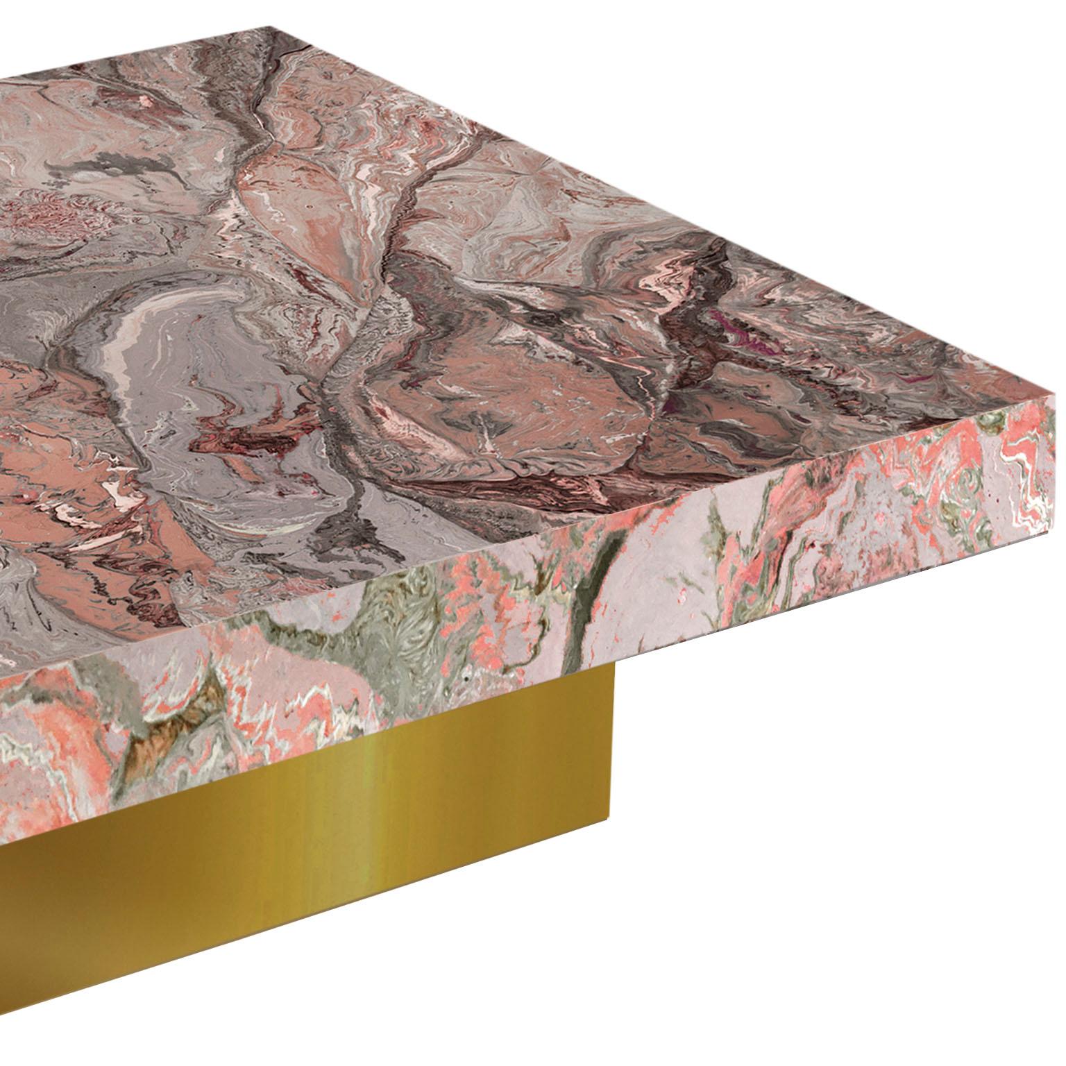 https://a.1stdibscdn.com/perla-t-coffee-table-grey-marbled-scagliola-decoration-gold-leaf-base-for-sale-picture-3/f_39183/f_118826711535618773756/perla_T_3_master.jpg