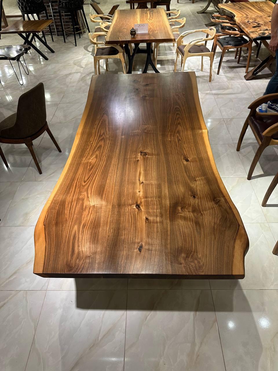 https://a.1stdibscdn.com/live-edge-walnut-massive-wooden-handmade-custom-dining-table-for-sale-picture-2/f_91932/f_403876721719588111257/photo1719585713_13__master.jpeg