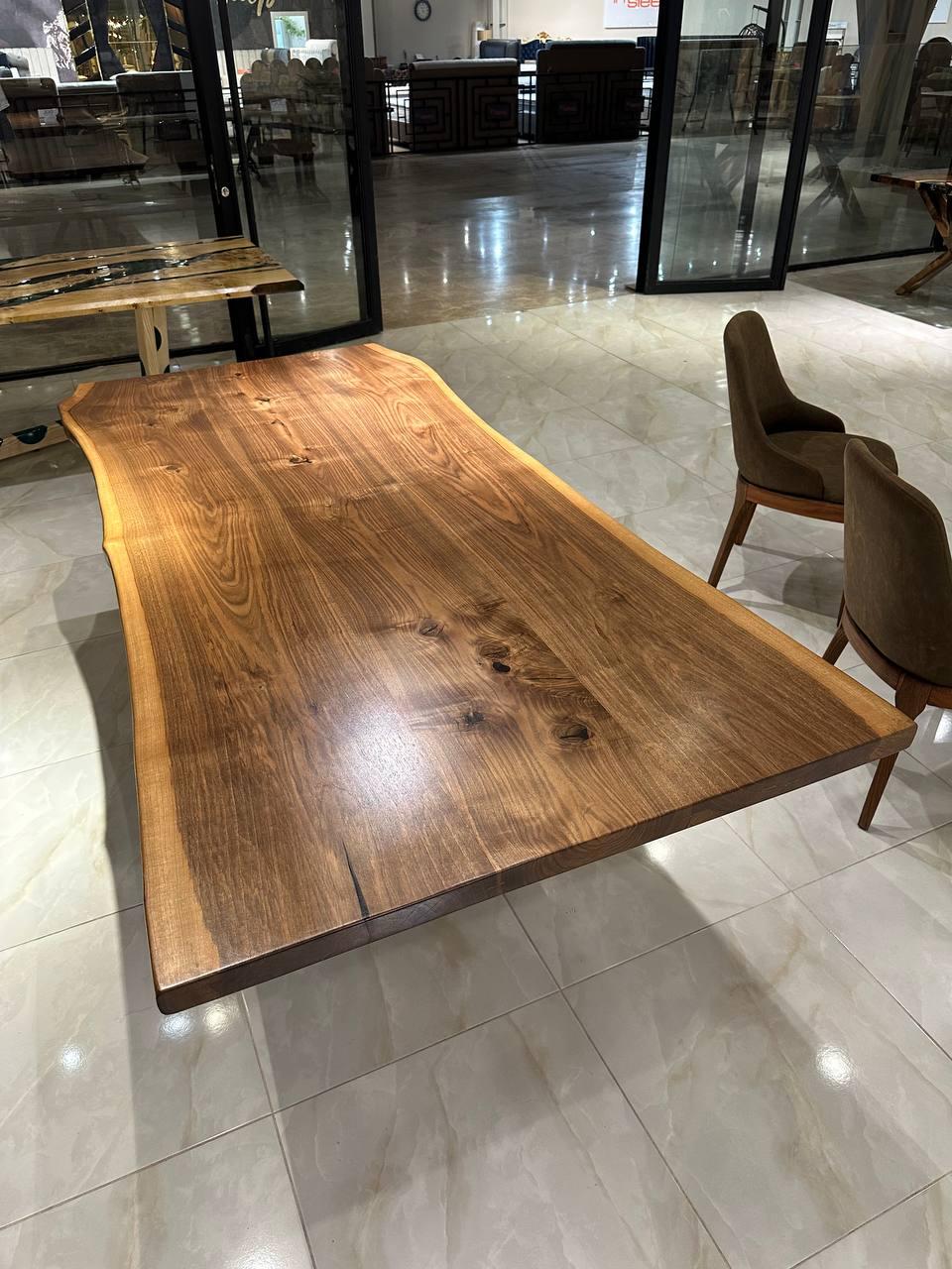 https://a.1stdibscdn.com/live-edge-walnut-massive-wooden-handmade-custom-dining-table-for-sale-picture-6/f_91932/f_403876721719588111933/photo1719585713_16__master.jpeg