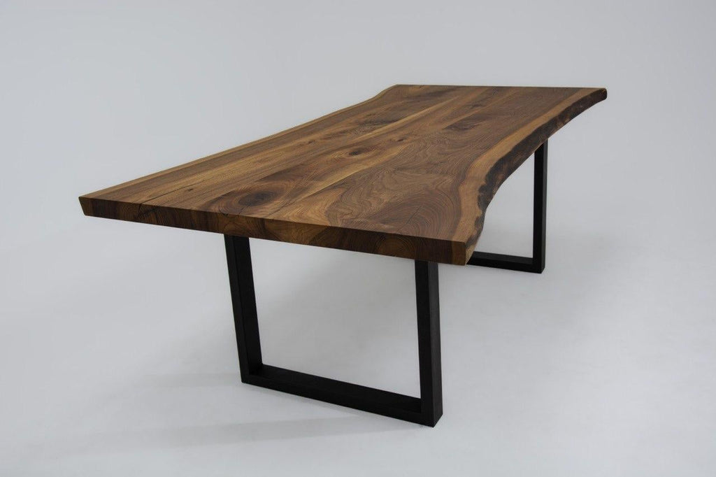 https://a.1stdibscdn.com/live-edge-solid-walnut-wood-dining-table-for-sale-picture-12/f_91932/f_363621621695893921721/photo_5861771112633975205_y_master.jpg