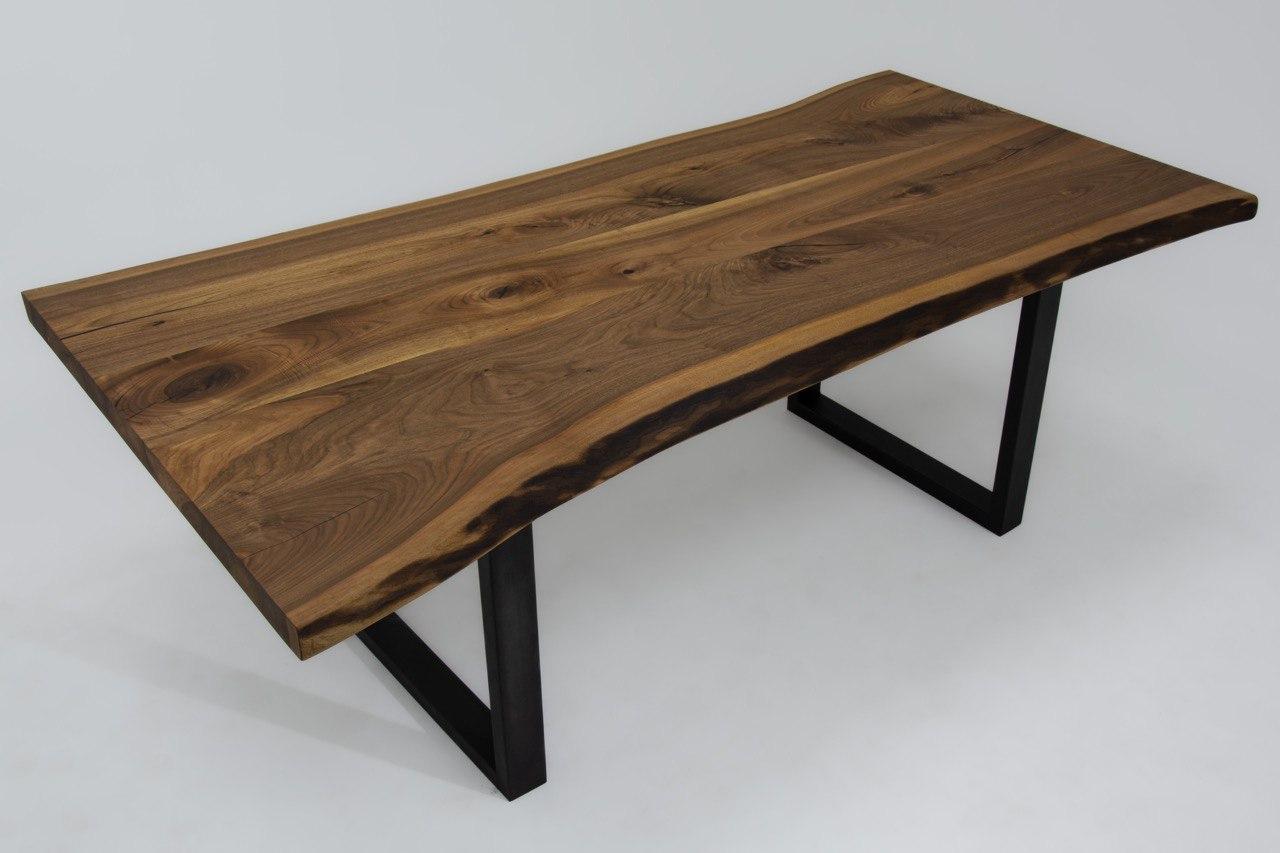 https://a.1stdibscdn.com/live-edge-solid-walnut-wood-dining-table-for-sale-picture-2/f_91932/f_363621621695893921554/photo_5861771112633975215_y_master.jpg
