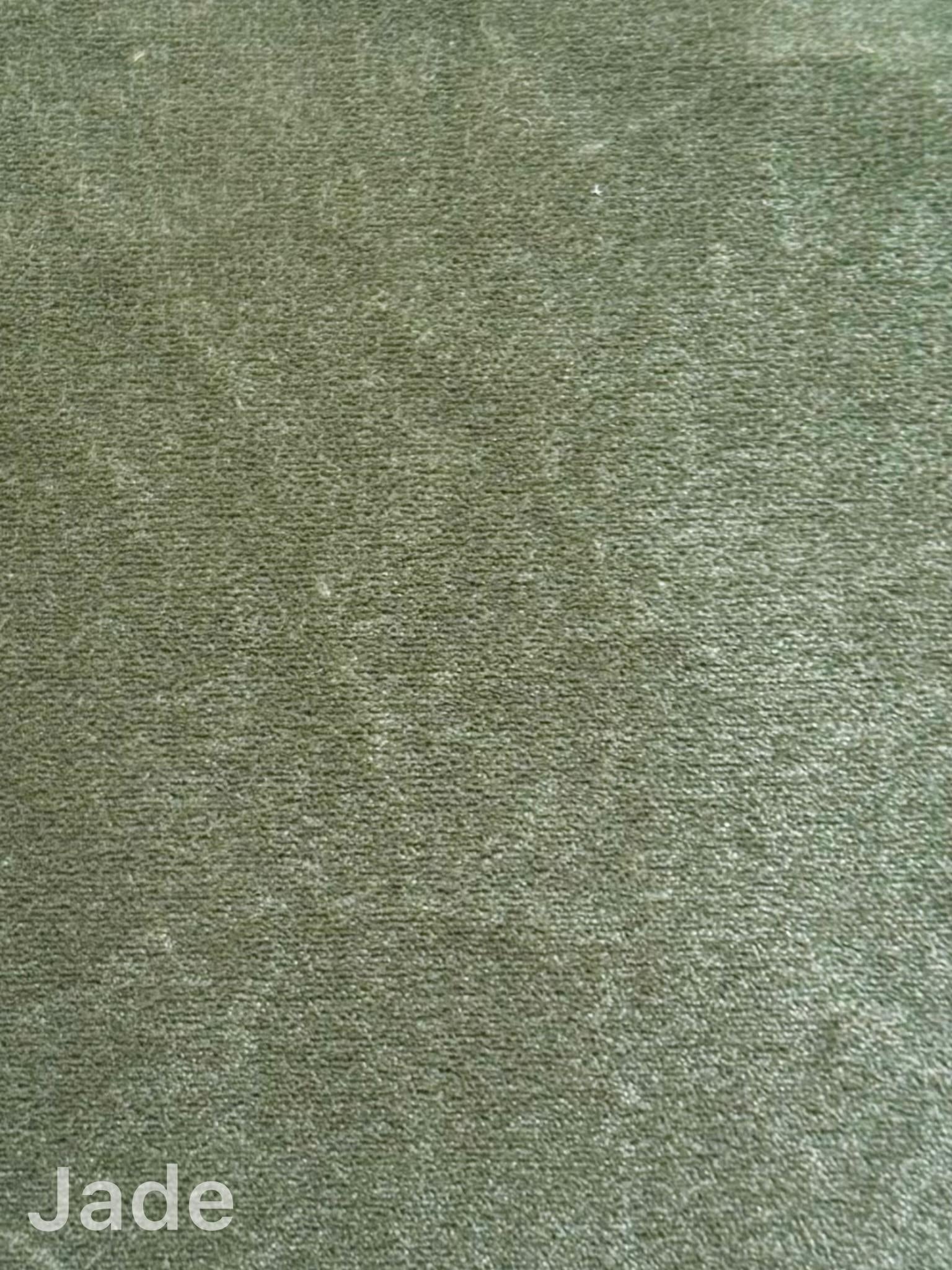 https://a.1stdibscdn.com/english-roll-arm-sofa-for-sale-picture-16/f_18223/f_410014321739400302434/photo_output_master.jpg
