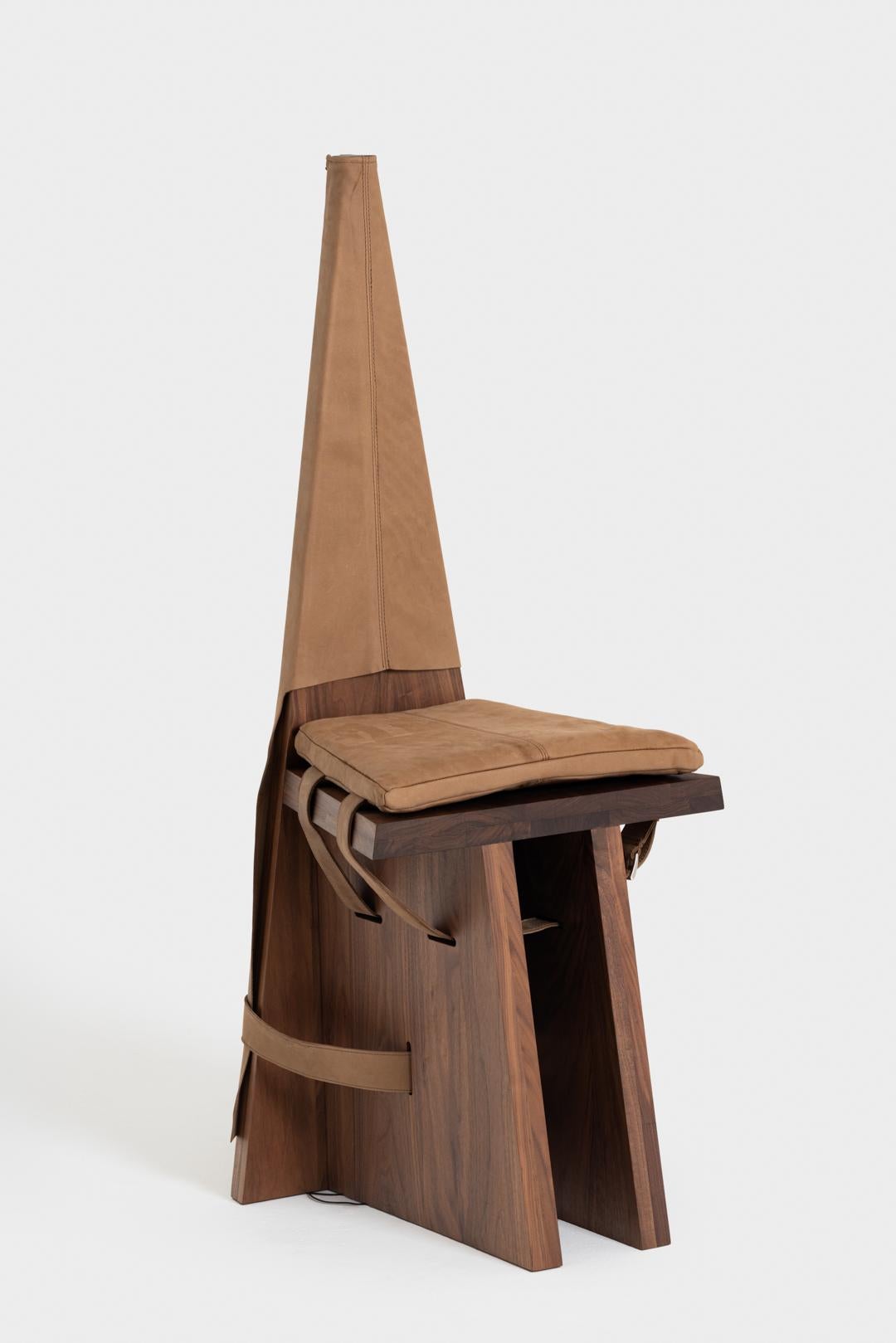 https://a.1stdibscdn.com/ceremony-seat-chair-in-walnut-wood-and-german-leather-corset-by-jirah-for-sale-picture-5/f_104662/f_469374321759743938271/_piercarloquecchia_dsl_studio_DSC5731_Modifica_master.jpg
