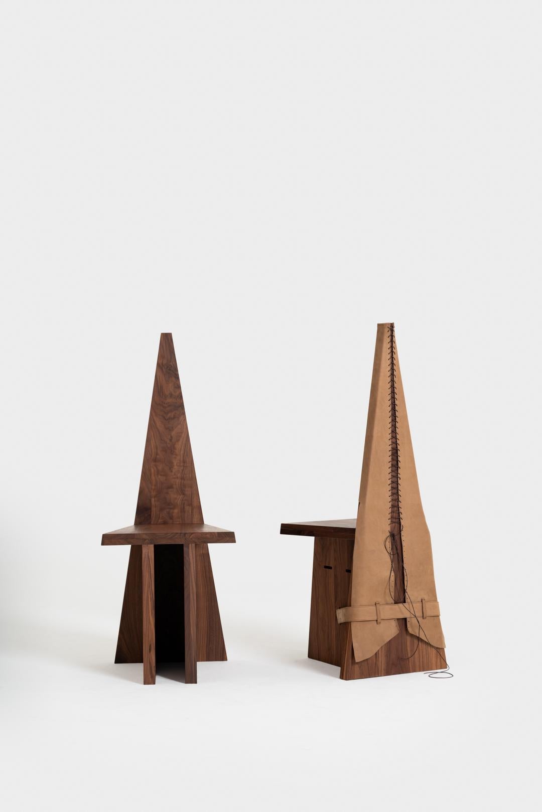 https://a.1stdibscdn.com/ceremony-seat-chair-in-walnut-wood-and-german-leather-corset-by-jirah-for-sale-picture-6/f_104662/f_469374321759743938599/_piercarloquecchia_dsl_studio_DSC5739_Modifica_master.jpg