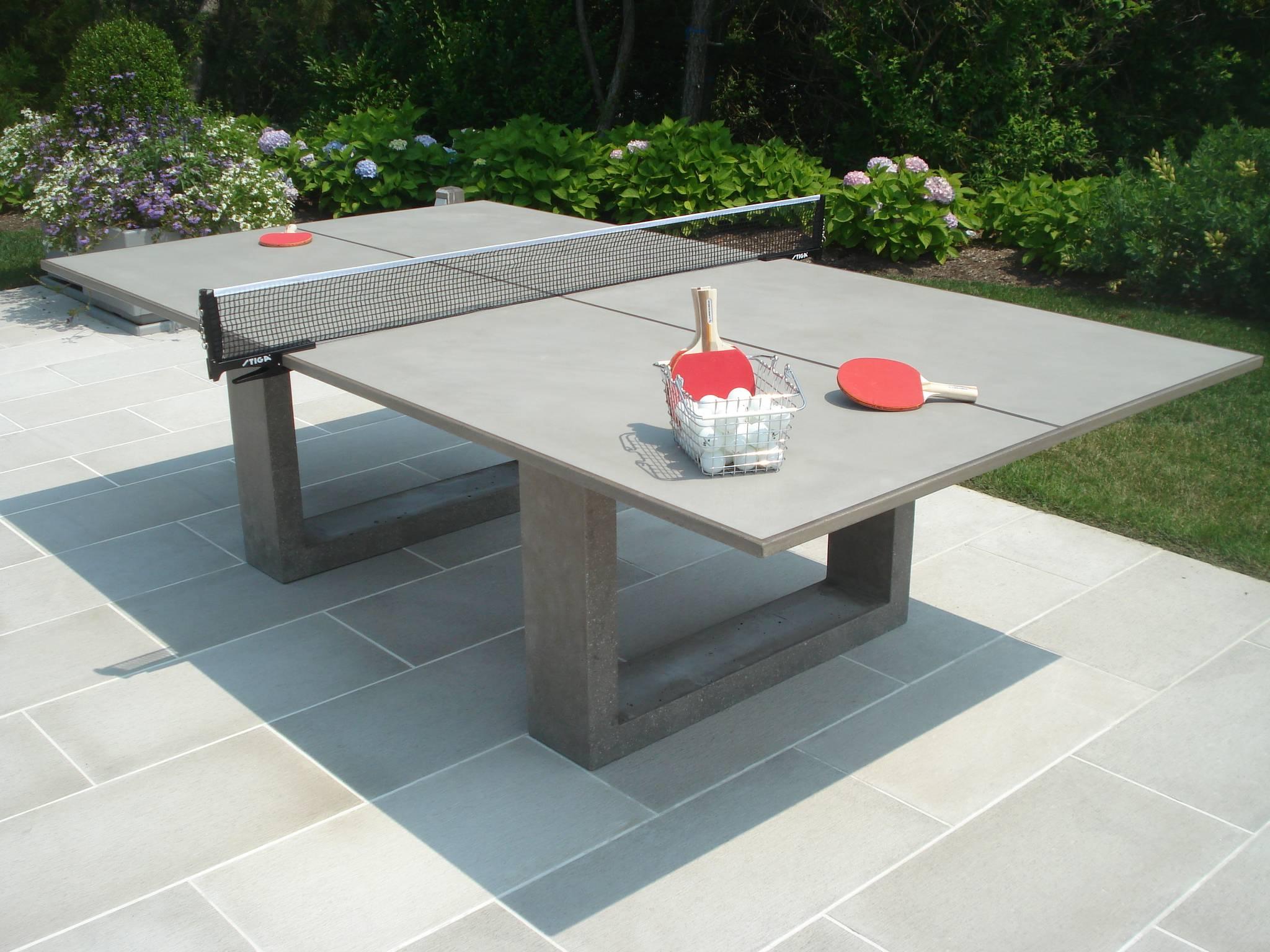 https://a.1stdibscdn.com/james-de-wulf-commercial-concrete-ping-pong-table-for-sale-picture-6/f_12242/f_246354021627073738105/ping_pong_6_master.jpg