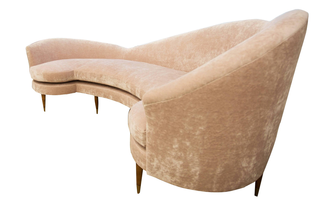 https://a.1stdibscdn.com/archivesE/upload/f_21233/1504988272234/pinksofa2_master.jpg