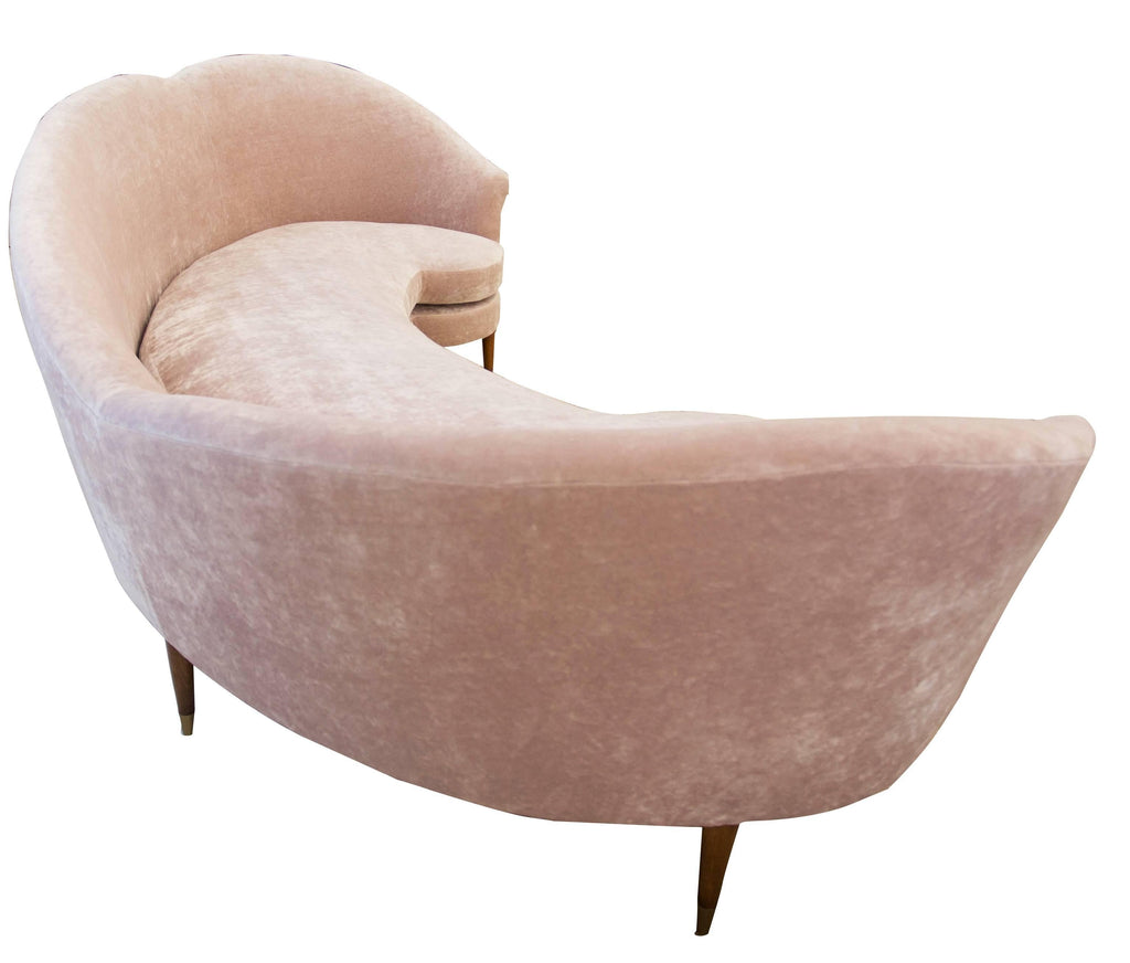 https://a.1stdibscdn.com/archivesE/upload/f_21233/1504988258856/pinksofa5_master.jpg
