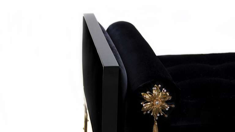 https://a.1stdibscdn.com/archivesE/upload/8817/31_14/privedaybed3/privedaybed3_l.jpeg