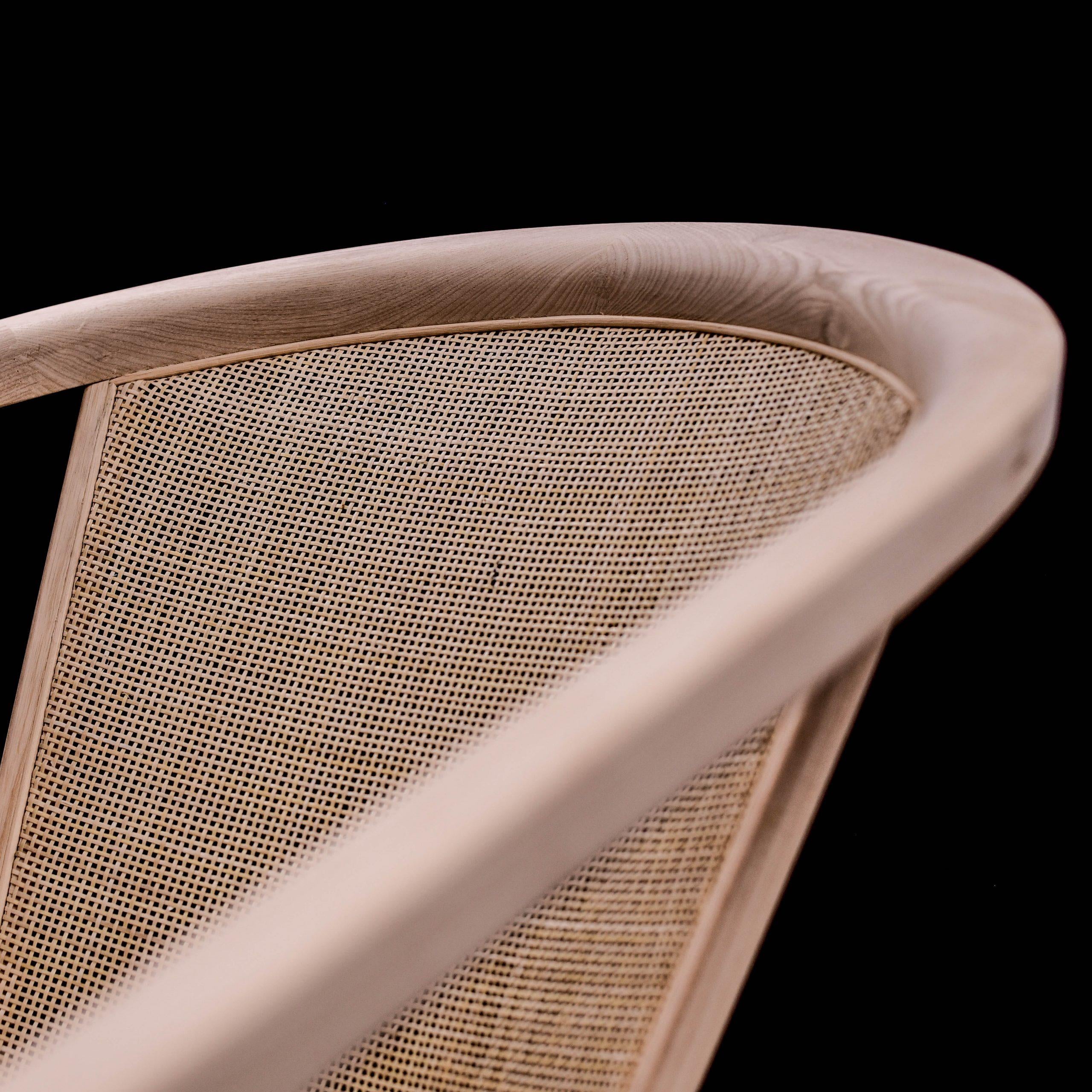https://a.1stdibscdn.com/pr-lounge-chair-by-alexandre-caldas-for-sale-picture-11/f_12192/f_317984021671370973634/prlouge_palhinha_scaled_master.jpg