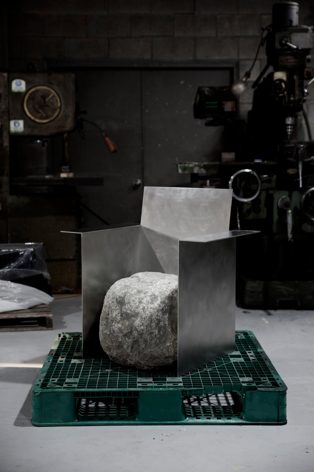 https://a.1stdibscdn.com/proportions-of-stone-armchair-in-stainless-steel-natural-stone-by-lee-sisan-for-sale-picture-2/f_12192/f_494772921775051996557/proportions_of_stone_arm_chair_master.jpg