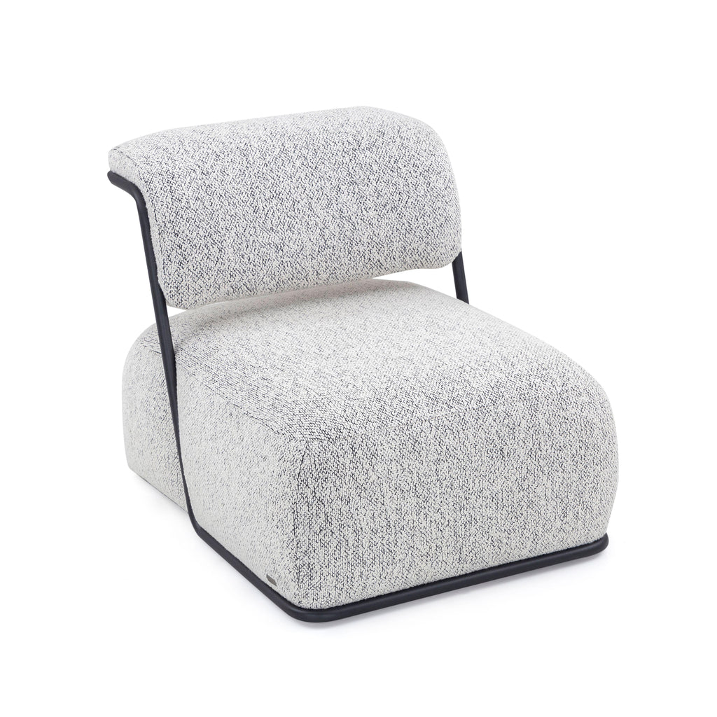 https://a.1stdibscdn.com/mono-slipper-chair-in-black-metal-and-white-and-black-fabric-for-sale-picture-6/f_52822/f_407066821721417934581/qo0TgLVPfejwr4v5kfpw__master.jpg