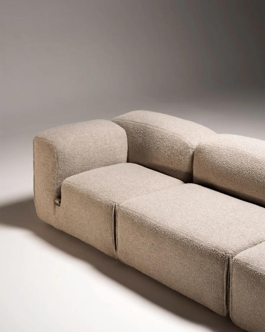 https://a.1stdibscdn.com/le-mura-sofa-in-fabric-by-mario-bellini-for-tacchini-w-288-cm-1133-in-for-sale-picture-3/f_105752/f_474529721762719042236/qs6_900x_master.jpeg