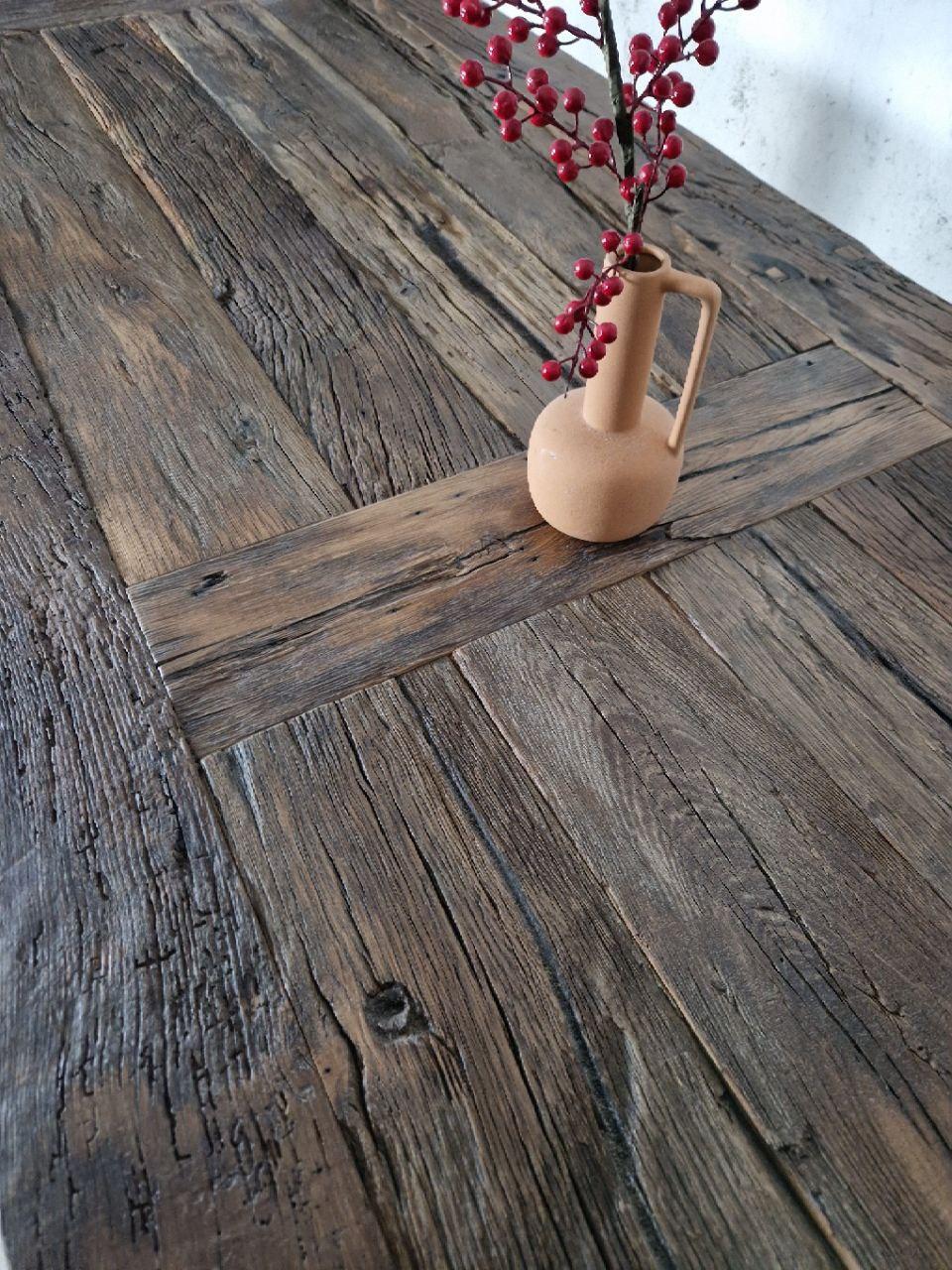 https://a.1stdibscdn.com/reclaimed-country-antique-table-made-from-barn-oak-boards-19th-3d-model-for-sale-picture-5/f_99712/f_413772021739107822912/reclaimed_antique_table_master.jpg