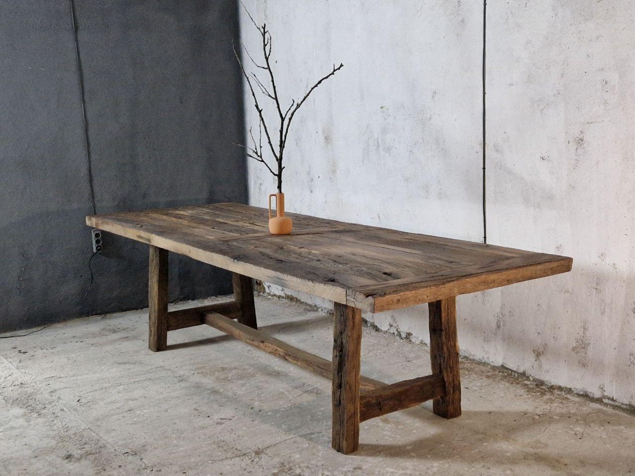 https://a.1stdibscdn.com/reclaimed-country-antique-table-made-from-barn-oak-boards-19th-200x90cm-for-sale-picture-7/f_99712/f_435198021739103426154/reclaimed_wood_dining_table_master.jpg