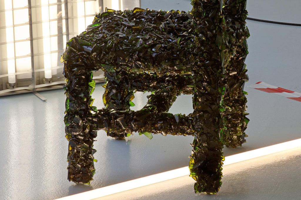 https://a.1stdibscdn.com/contemporary-green-chair-sculptural-crushed-wine-bottle-glass-handmade-collect-for-sale-picture-6/f_69342/f_482747021768175370515/ressaca_10_master.jpg